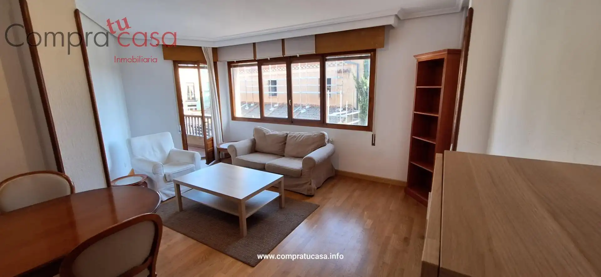 Sala d'estar de Pis de lloguer en Segovia amb Calefacció, Terrassa i Moblat