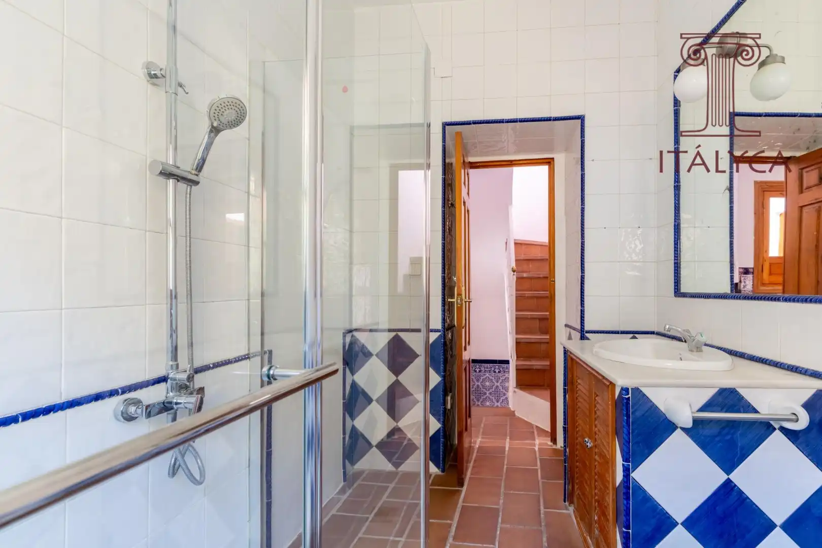 Baño de Ático en venta en Sevilla con Aire acondicionado, Calefacción y Terraza