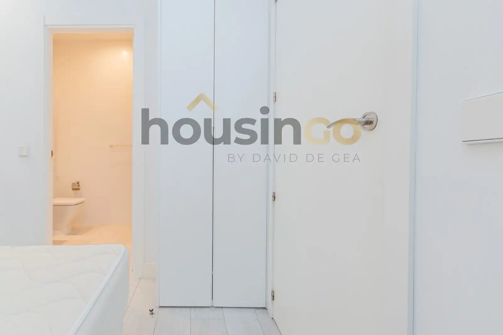 Bedroom of Flat for rent in Madrid  with Air Conditioner, Heating and Furnished