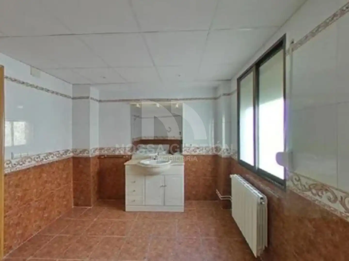 Bany de Pis en venda en Paterna amb Balcó