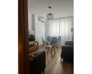 Sala d'estar de Pis de lloguer en  Valencia Capital amb Aire condicionat, Parquet i Moblat
