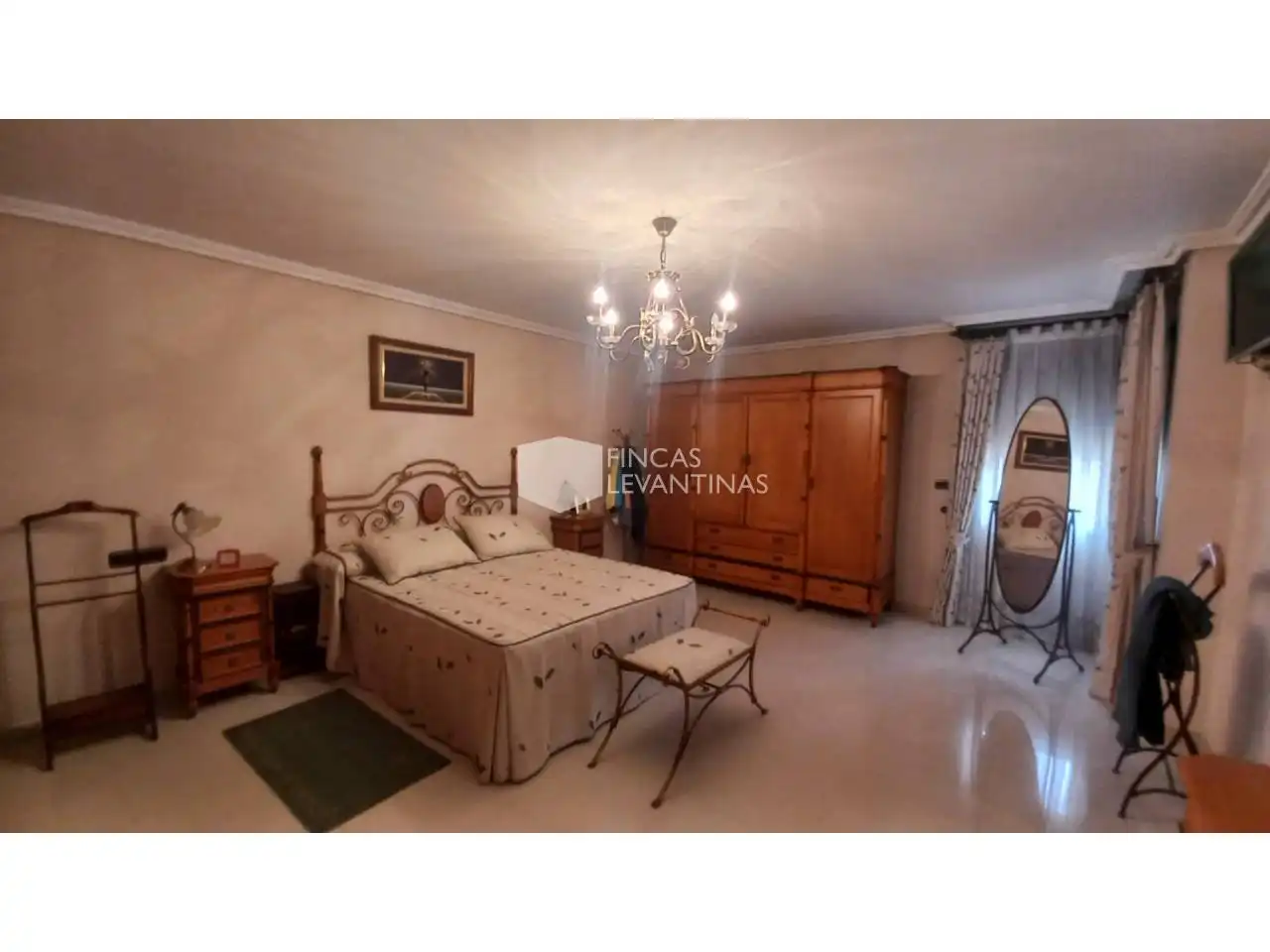 Dormitori de Casa o xalet en venda en San Vicente del Raspeig / Sant Vicent del Raspeig amb Aire condicionat, Jardí privat i Terrassa