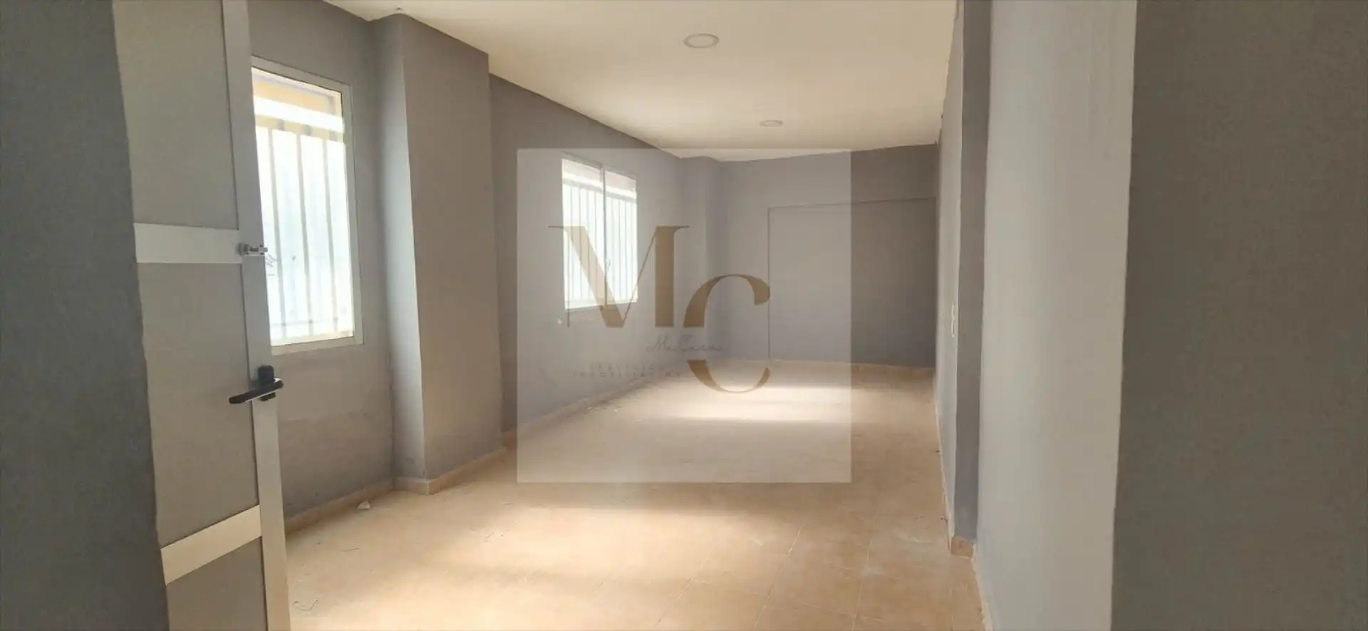Local comercial en venda a Benifaió