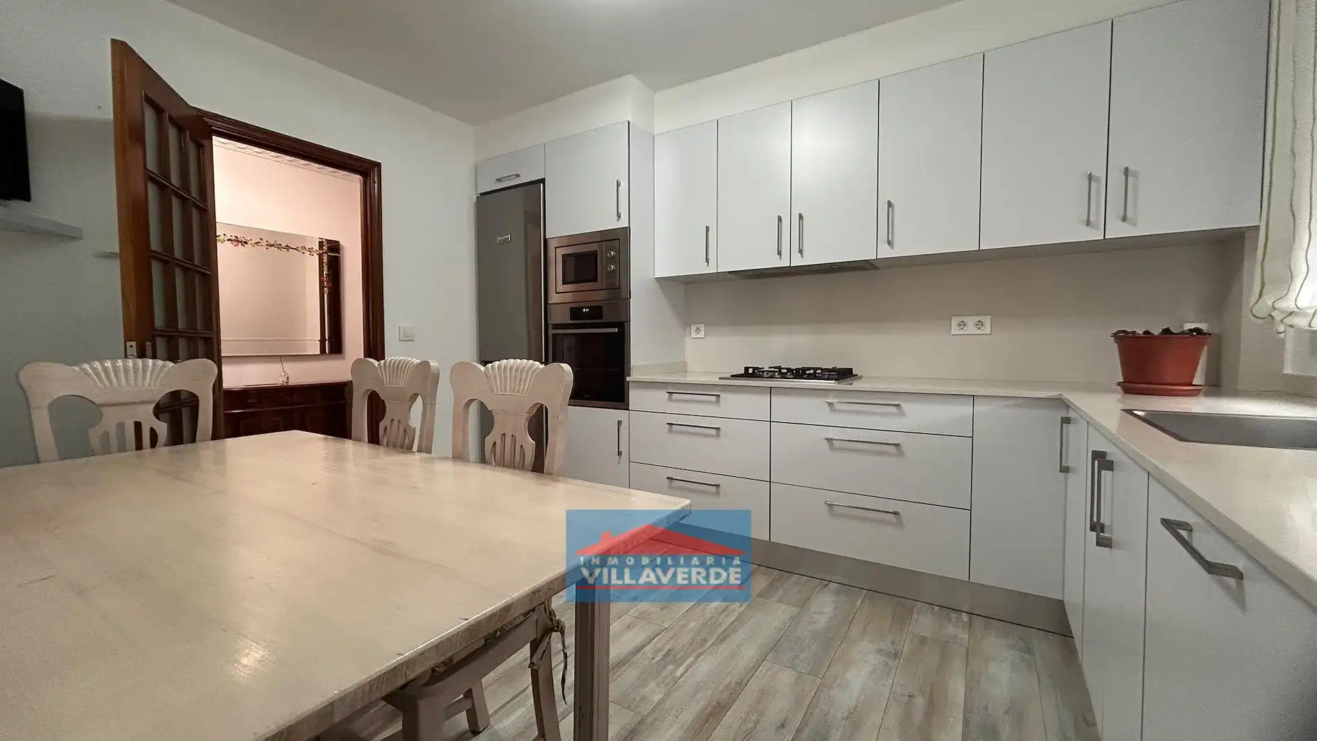 Kitchen of Flat for sale in Cangas   with Heating, Parquet flooring and Storage room