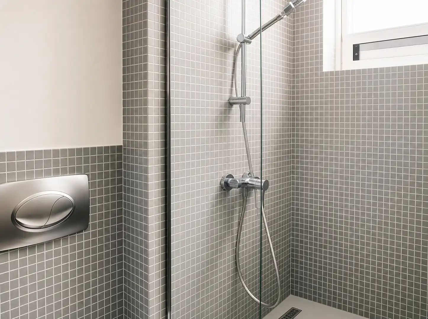 Bathroom of Flat for rent in Santander  with Heating, Furnished and Oven