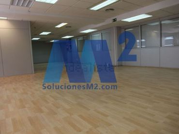 Oficina en venda a Valportillo Primera