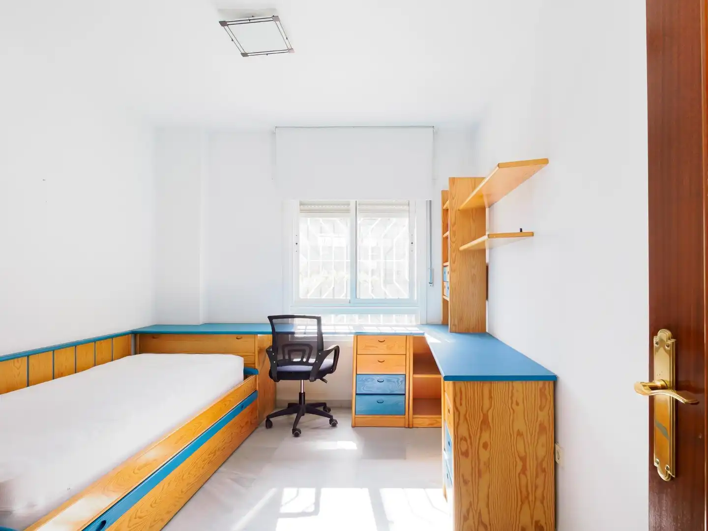 Habitación de Piso en venta en Málaga con Jardín privado, Terraza y Trastero