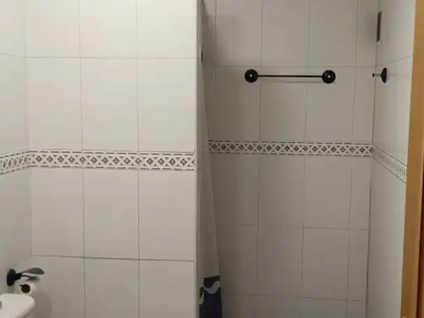 Baño de Casa o chalet en venta en San Fernando de Henares con Aire acondicionado, Calefacción y Jardín privado