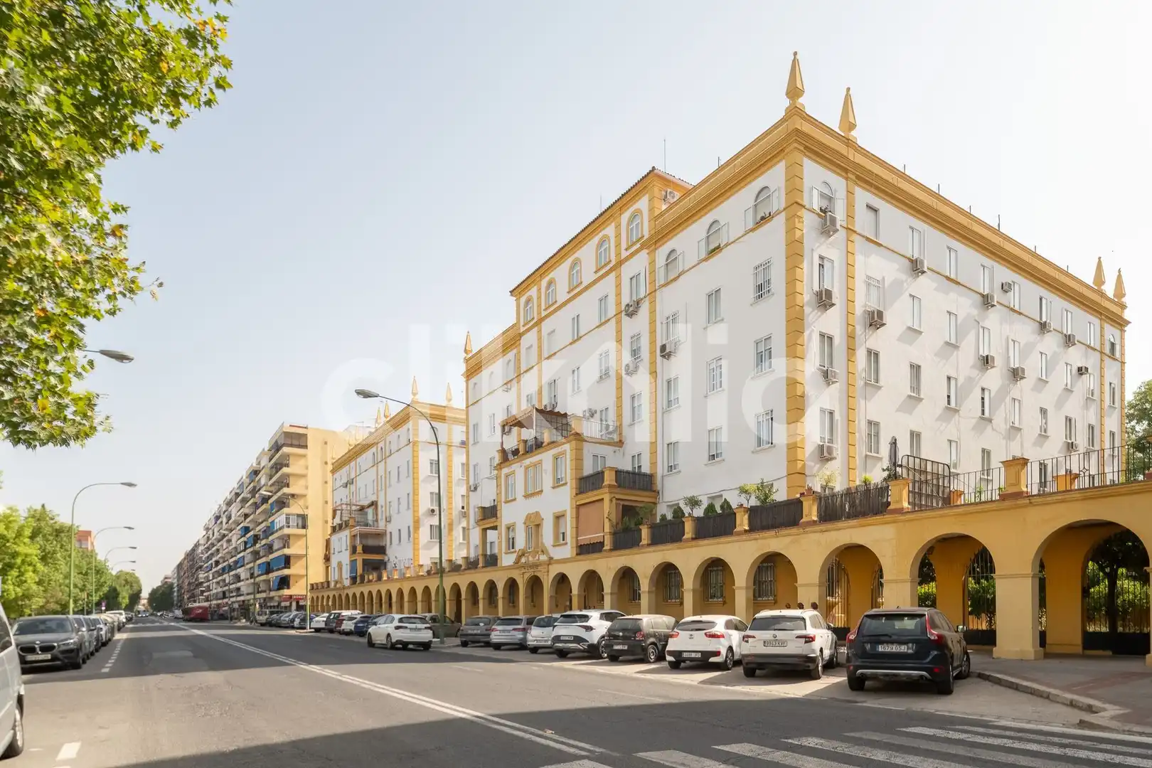 Vista exterior de Piso en venta en Sevilla con Aire acondicionado y Jardín privado