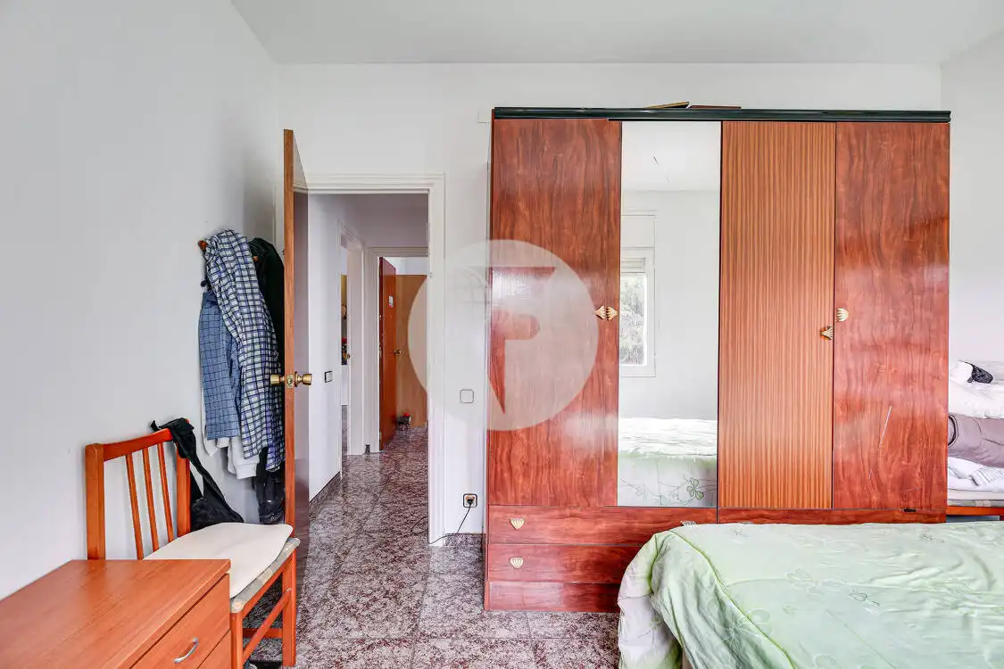 Dormitori de Casa o xalet en venda en Lliçà de Vall amb Calefacció, Terrassa i Piscina