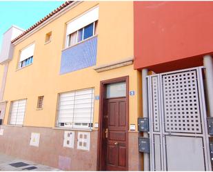 Exterior view of Flat for sale in San Cristóbal de la Laguna  with Furnished, Oven and Microwave