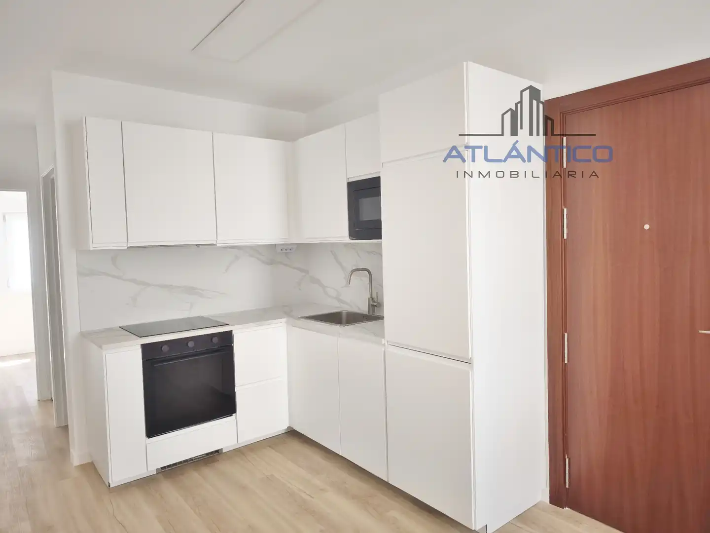 Kitchen of Apartments for rent in A Coruña Capital   with Heating, Oven and Washing machine
