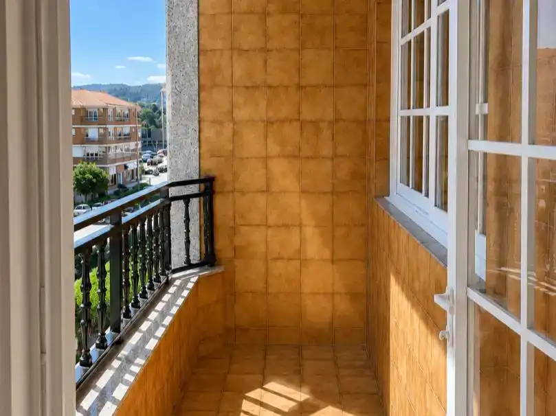 Balcony of Flat for sale in Tui  with Balcony