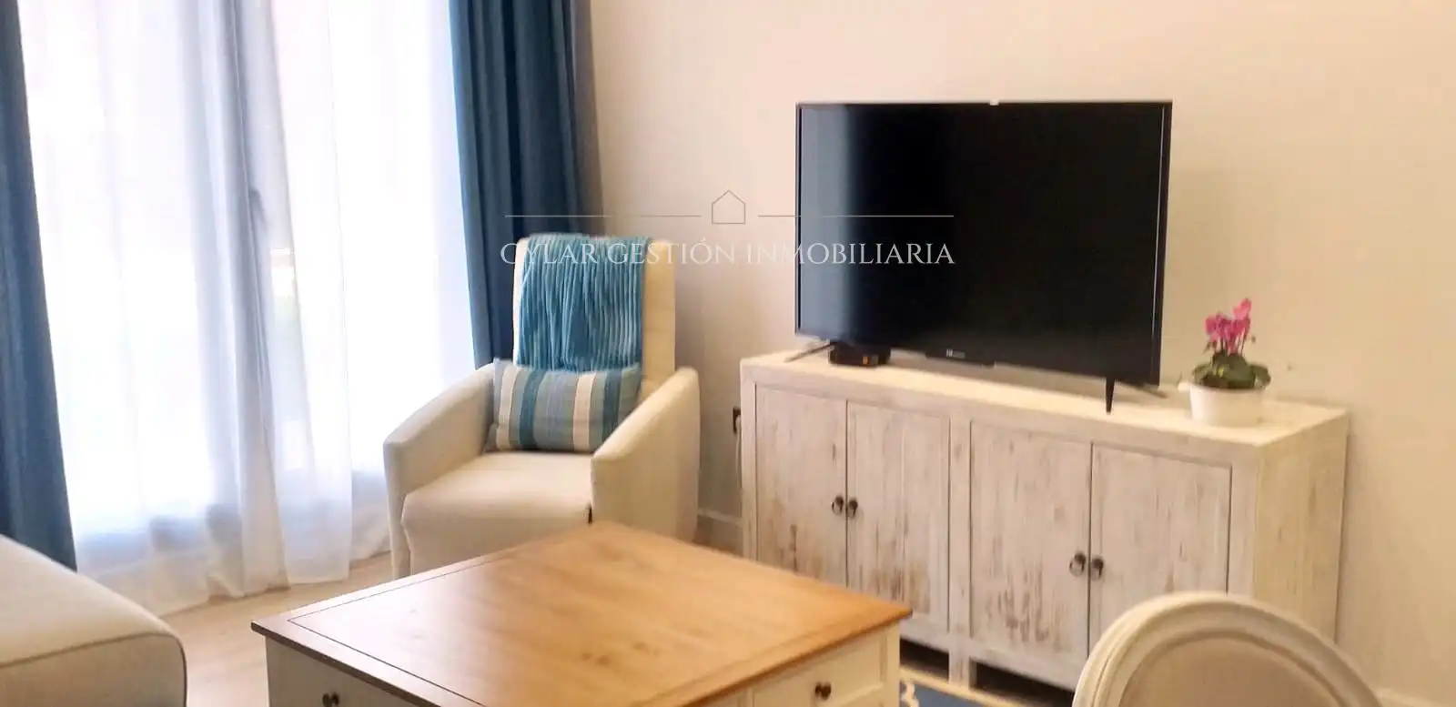 Sala de estar de Piso de alquiler en Salamanca con Calefacción, Terraza y Piscina
