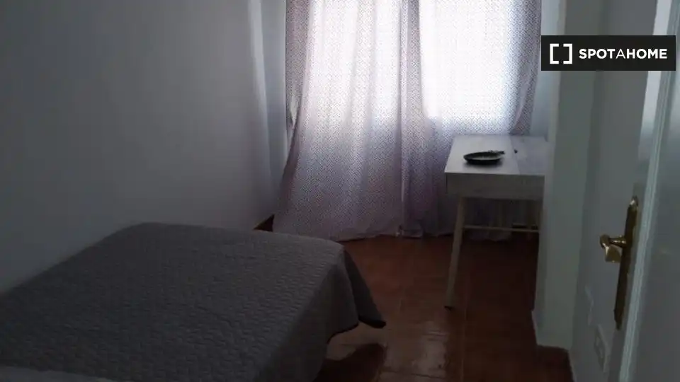 Habitación en Ciudad Jardín - Tagarete - El Zapillo