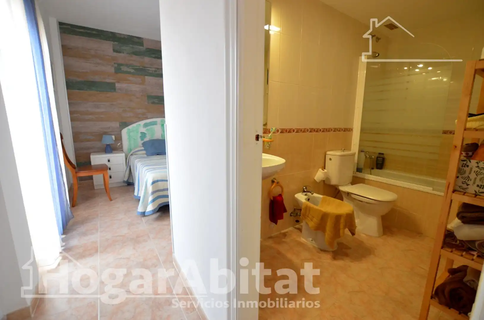 Schlafzimmer von Einfamilien-Reihenhaus zum Verkauf in Cullera mit Privatgarten, Terrasse und Abstellraum