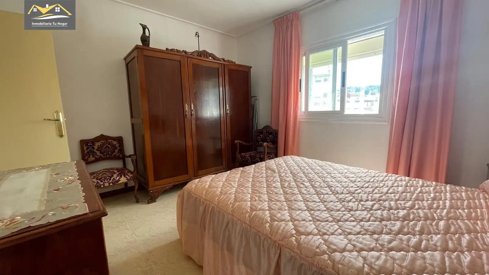 Habitación de Piso en venta en Celanova con Trastero y Amueblado