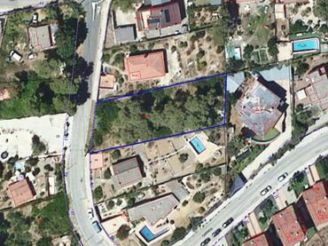 Terreno residencial en venta en Carrer Lledoner 18