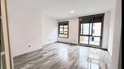 Foto 3 de Piso en venta en La Calzada - La Florida,  Sevilla Capital