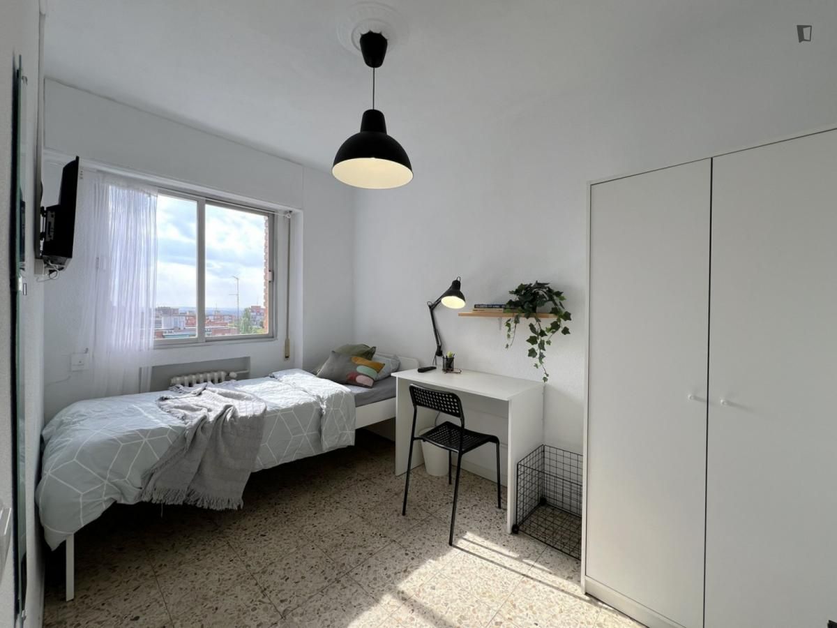 Apartment to share in Aluche