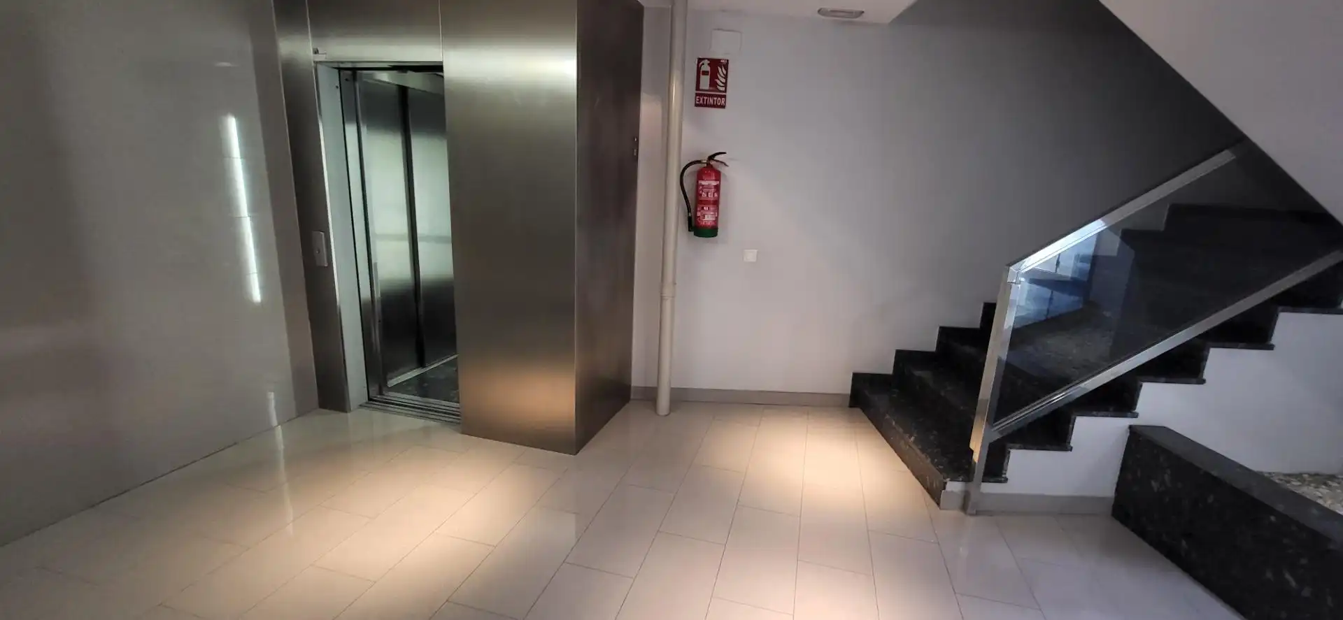 Attic for rent in Feria
