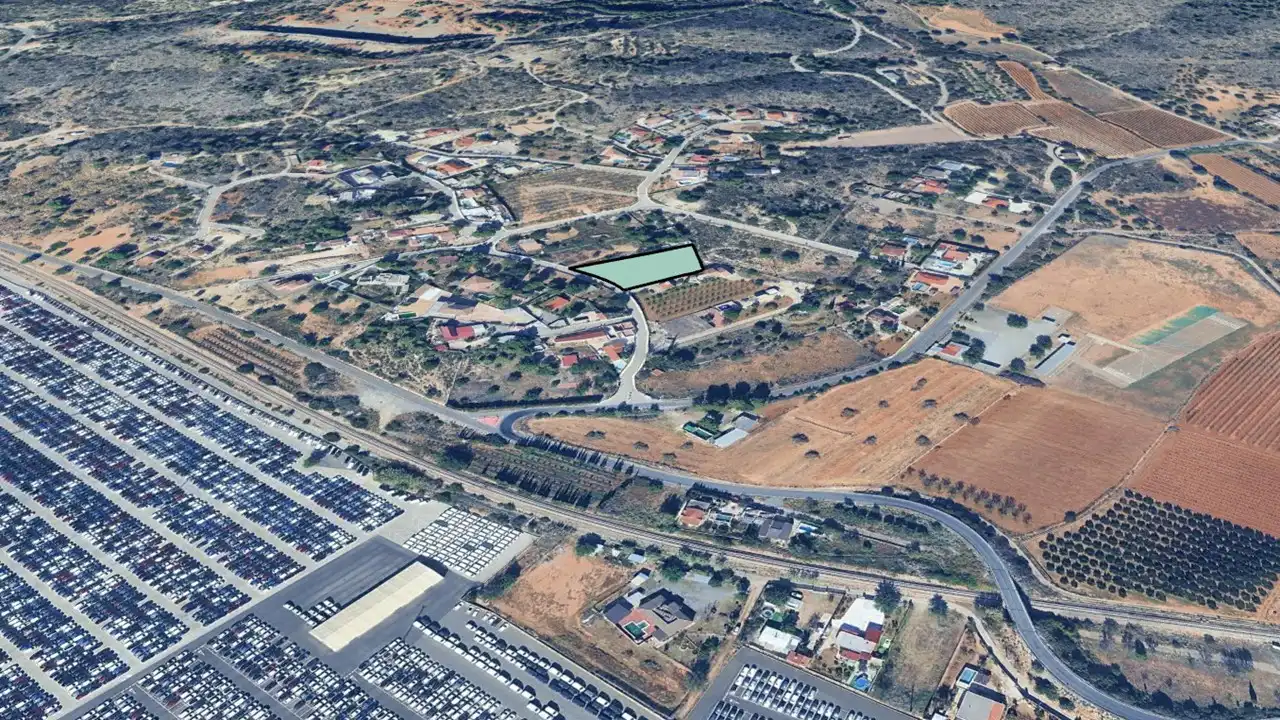 Terreno en venta en Cheste, Valencia