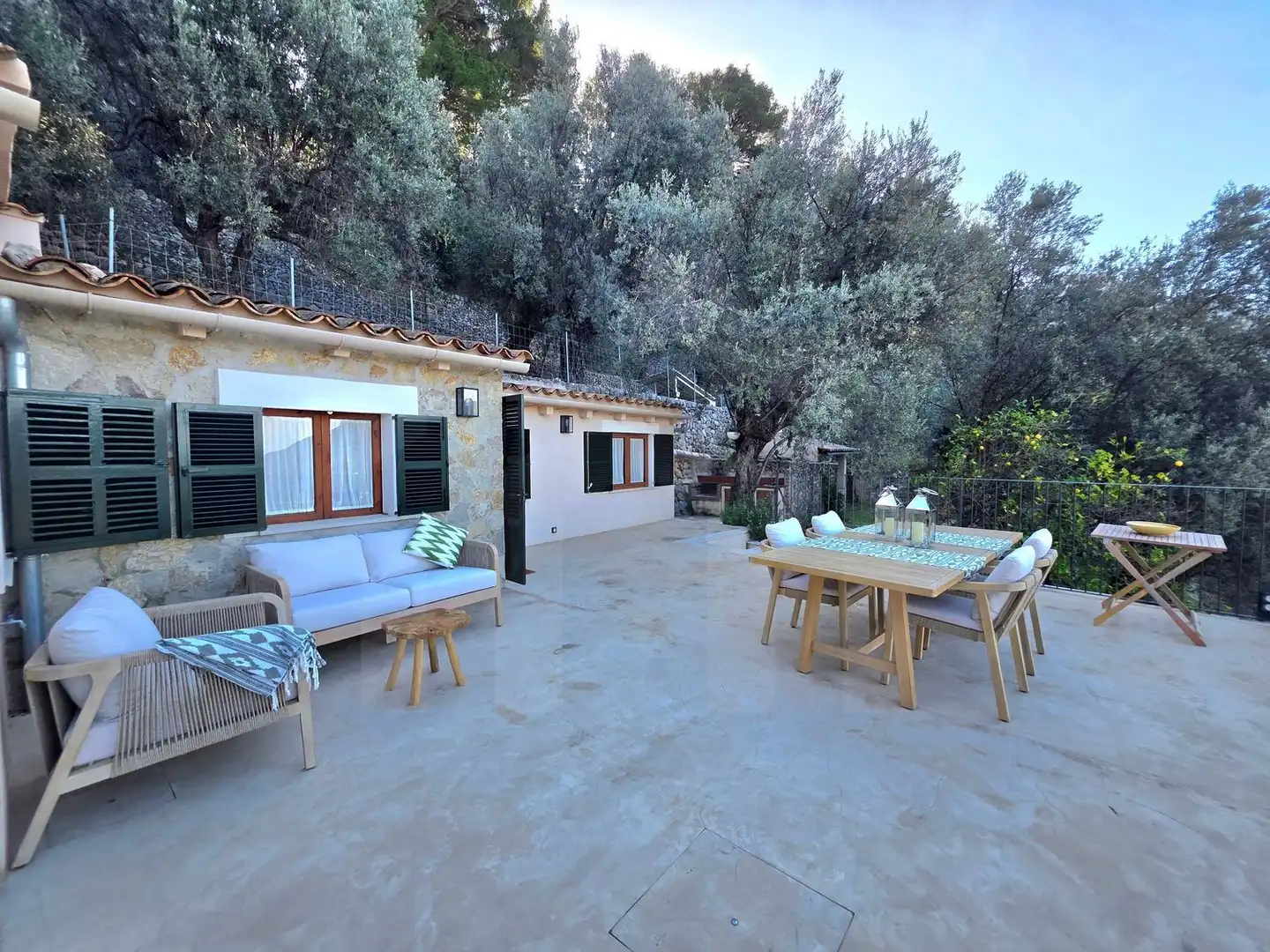Terrassa de Finca rústica en venda en Fornalutx amb Jardí privat