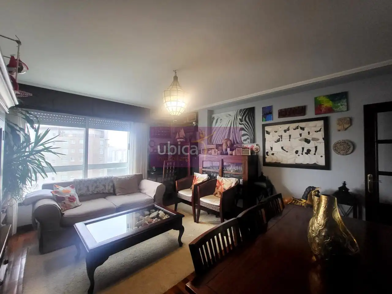 Sala de estar de Piso en venta en Vigo  con Calefacción, Parquet y Trastero