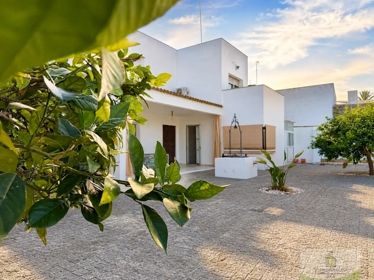 Vista exterior de Casa o chalet en venta en Bollullos Par del Condado con Aire acondicionado, Calefacción y Terraza
