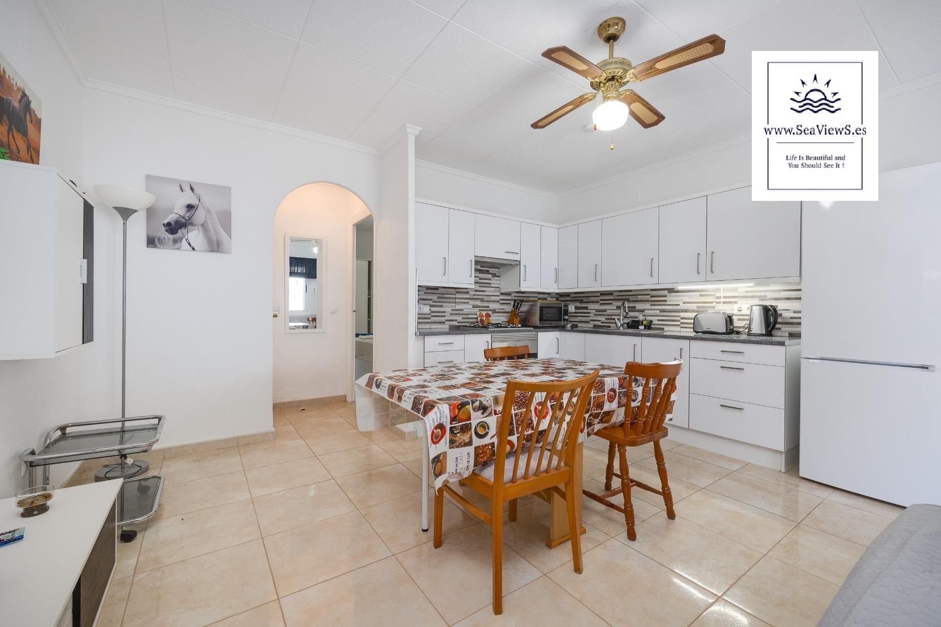 Kitchen of Single-family semi-detached for sale in Torrevieja  with Air Conditioner, Heating and Terrace