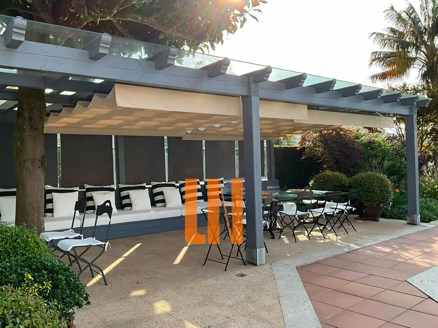 Terrassa de Casa o xalet en venda en O Grove   amb Aire condicionat, Calefacció i Jardí privat
