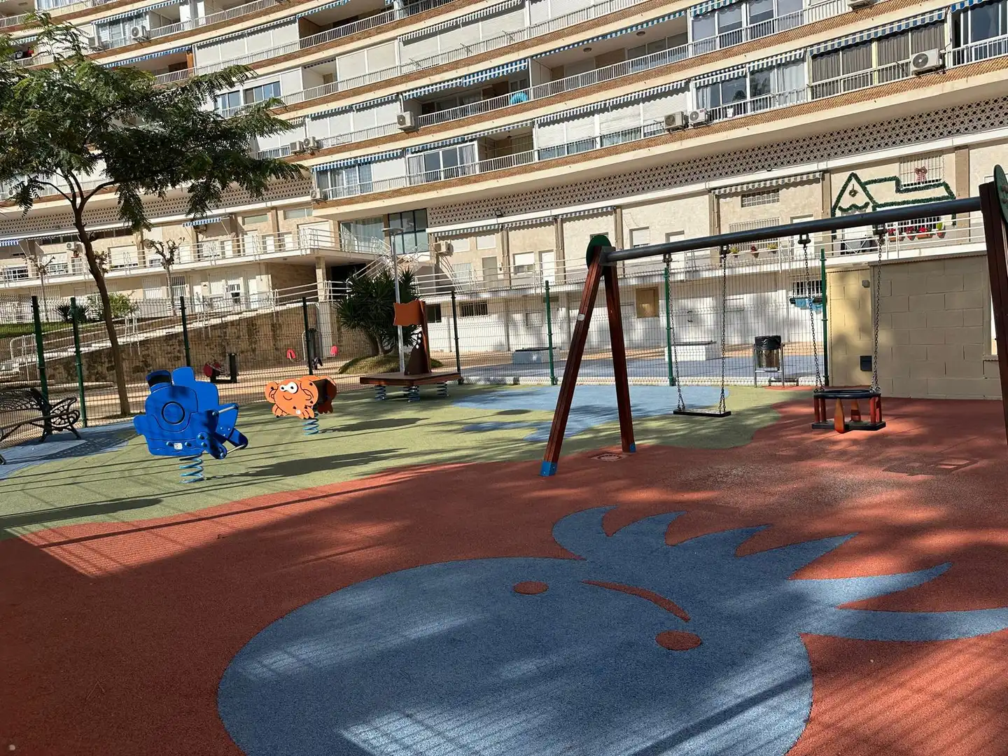Aparcament de Apartament en venda en Sant Joan d'Alacant amb Aire condicionat, Terrassa i Forn