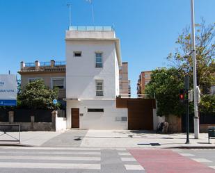 Vista exterior de Casa adosada en venda en  Granada Capital amb Aire condicionat, Terrassa i Piscina