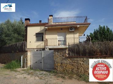 Casa amb piscina en venda a Urbanizacion MAS ASTARROS