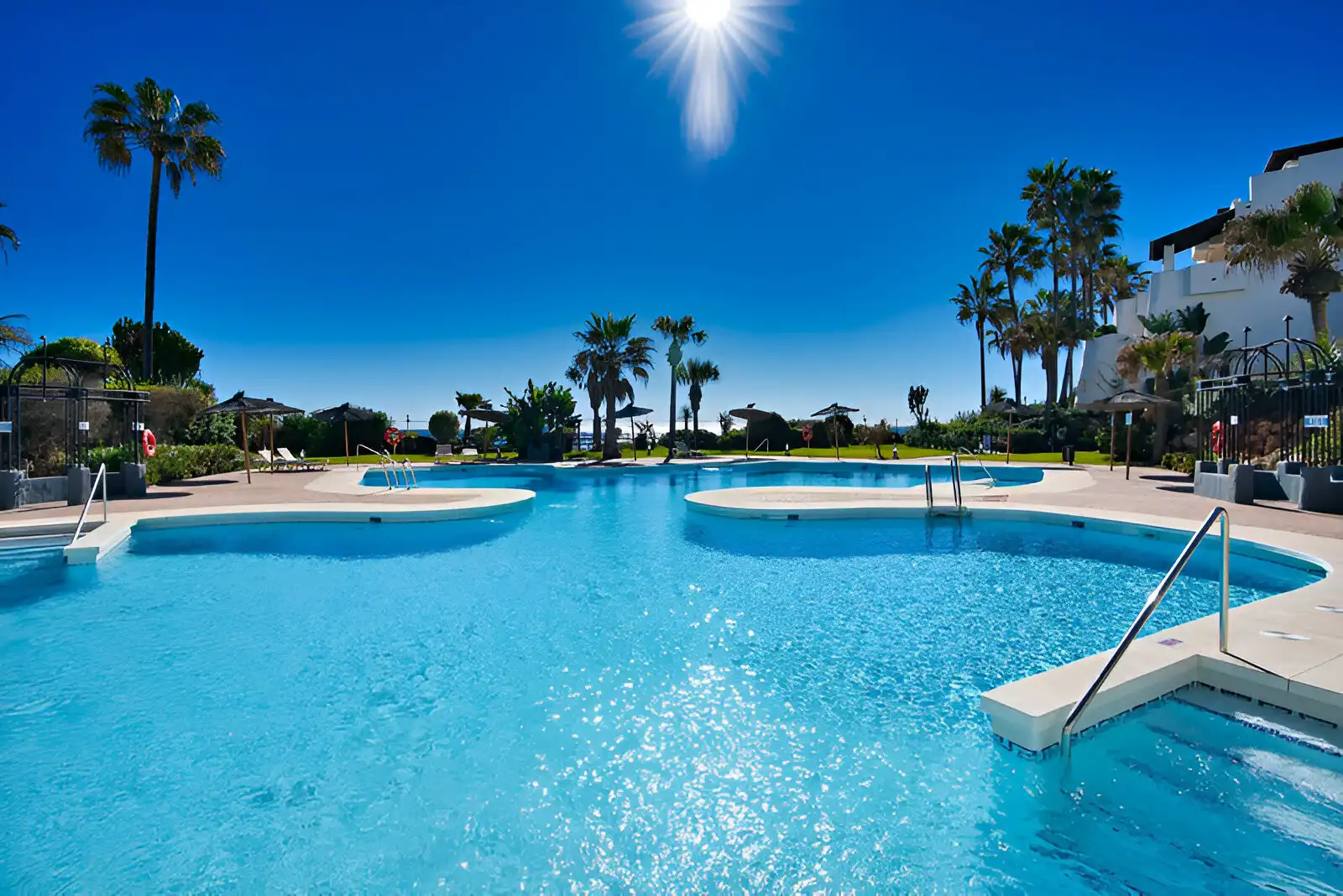 Habitatge amb piscina en venda a Nueva Andalucía, imagen 24
