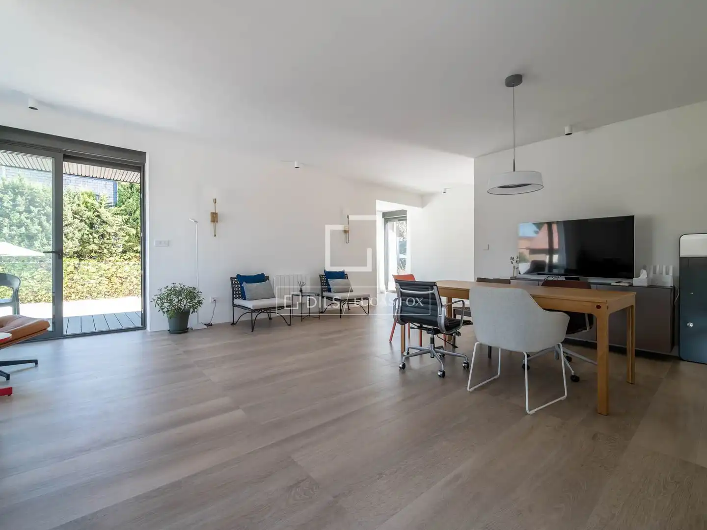 Wohnzimmer von Haus oder Chalet zum Verkauf in La Moraleja mit Klimaanlage, Heizung und Privatgarten