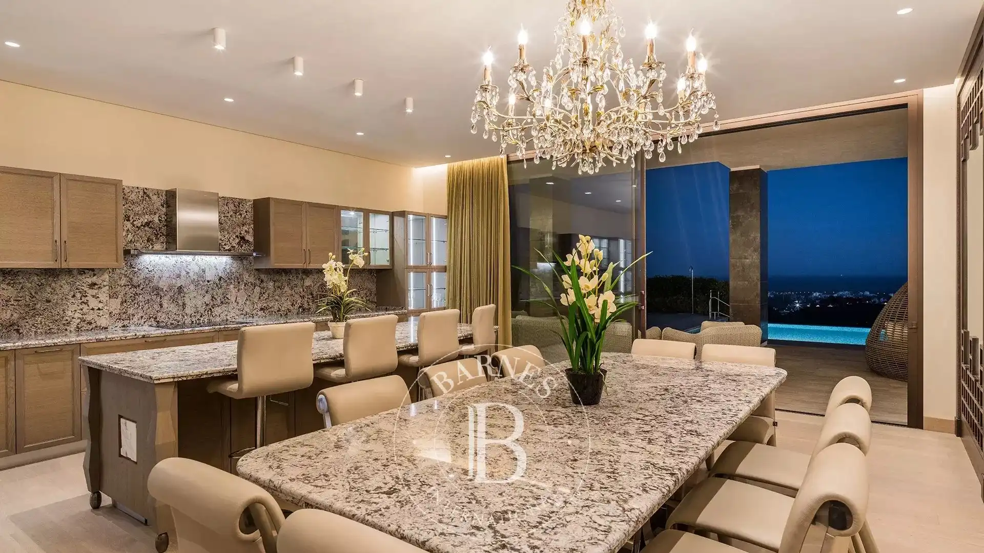 Comedor de Casa o chalet en venta en Benahavís con Aire acondicionado, Calefacción y Terraza