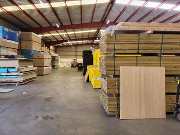 Industrial building for sale in Estepona Pueblo