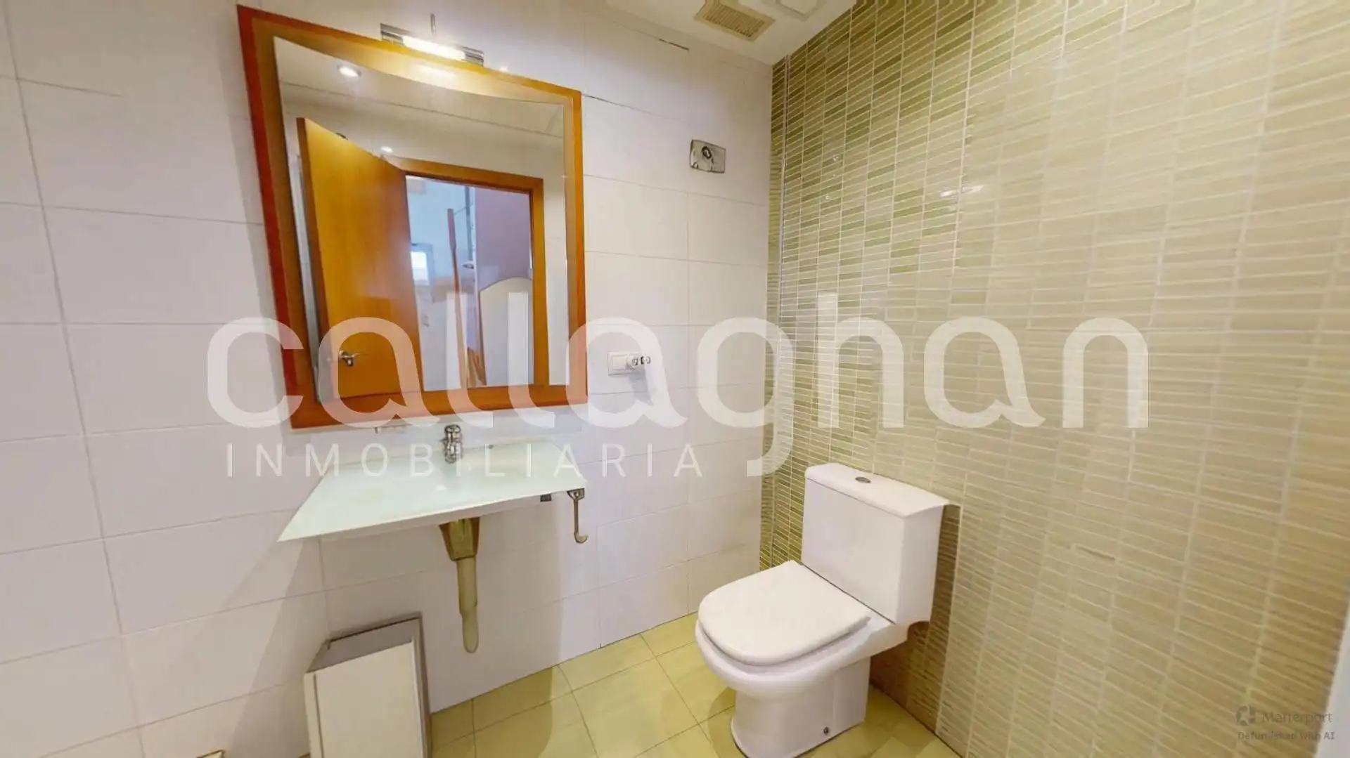 Bathroom of Detached homes for sale in Benaguasil  with Air Conditioner, Heating and Private garden