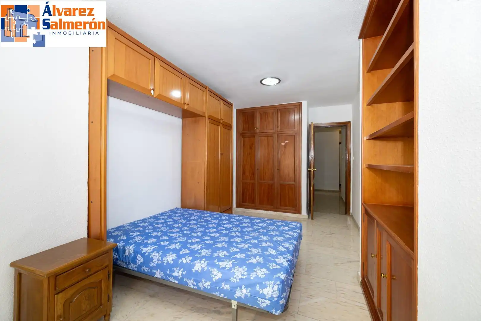 Schlafzimmer von Wohnung zur Miete in Granada mit Heizung, Terrasse und Möbliert