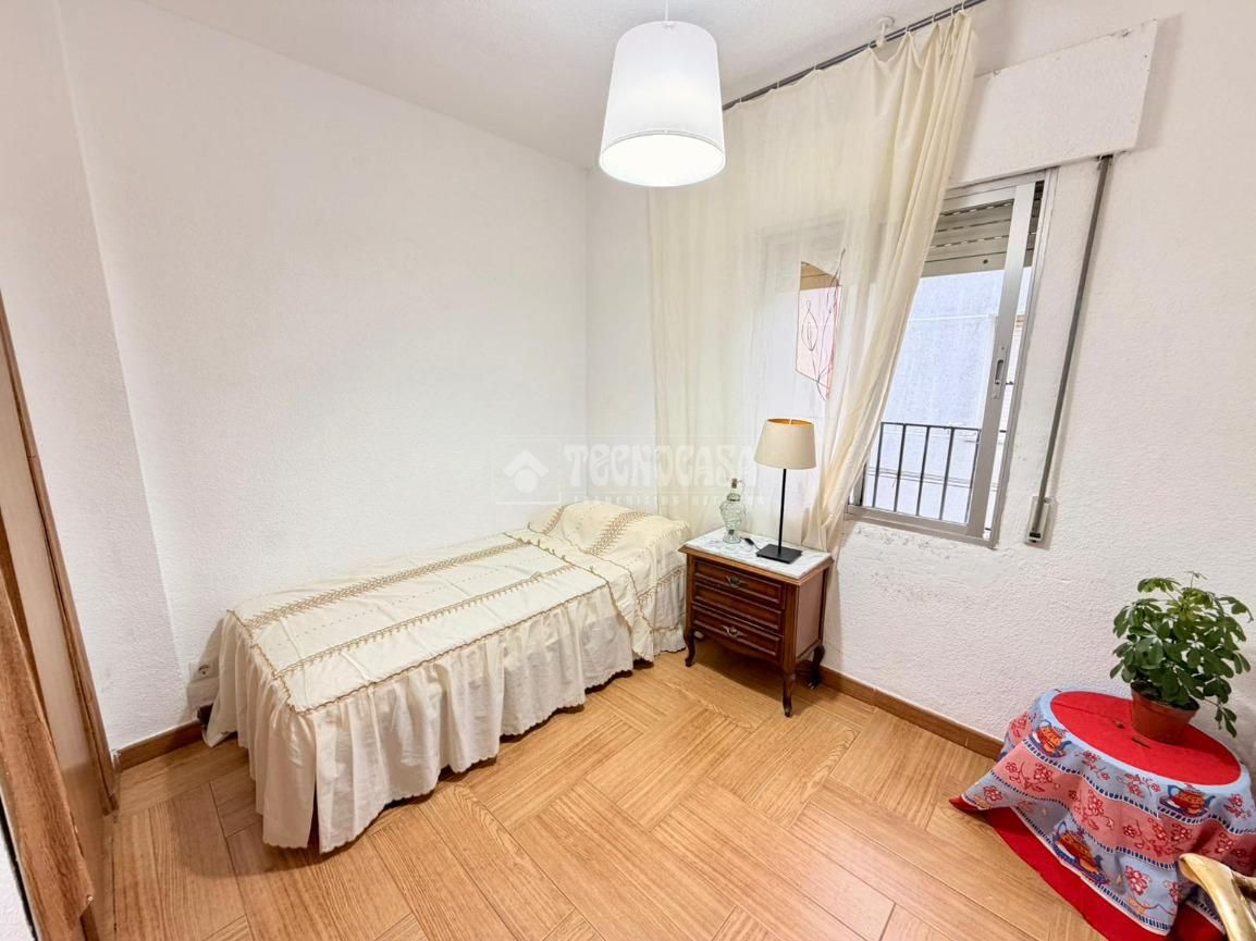 Dormitori de Pis en venda en Leganés amb Aire condicionat, Calefacció i Terrassa