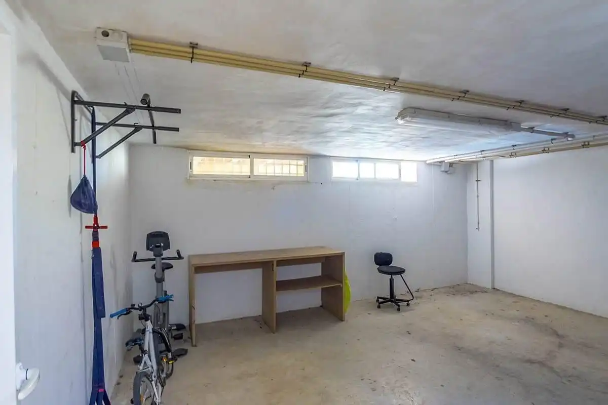 Maisonette zum Verkauf in Orihuela mit Klimaanlage, Privatgarten und Terrasse
