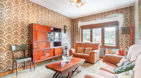 Foto 3 de Edifici en venda a Calle de Servando Sánchez Cabricano, 81, La Felguera, Asturias