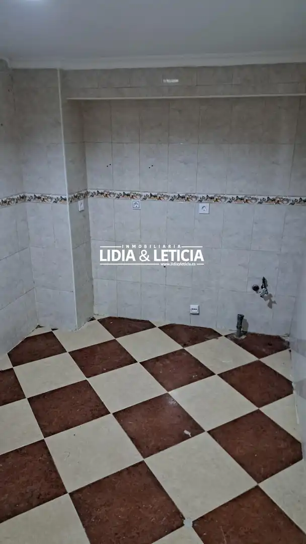 Cuina de Casa o xalet en venda en Alcalá de Guadaira