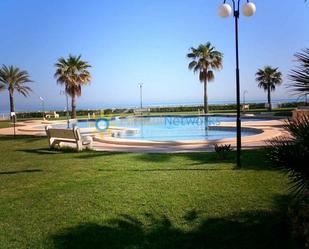 Piscina de Apartament de lloguer en Dénia amb Aire condicionat i Terrassa