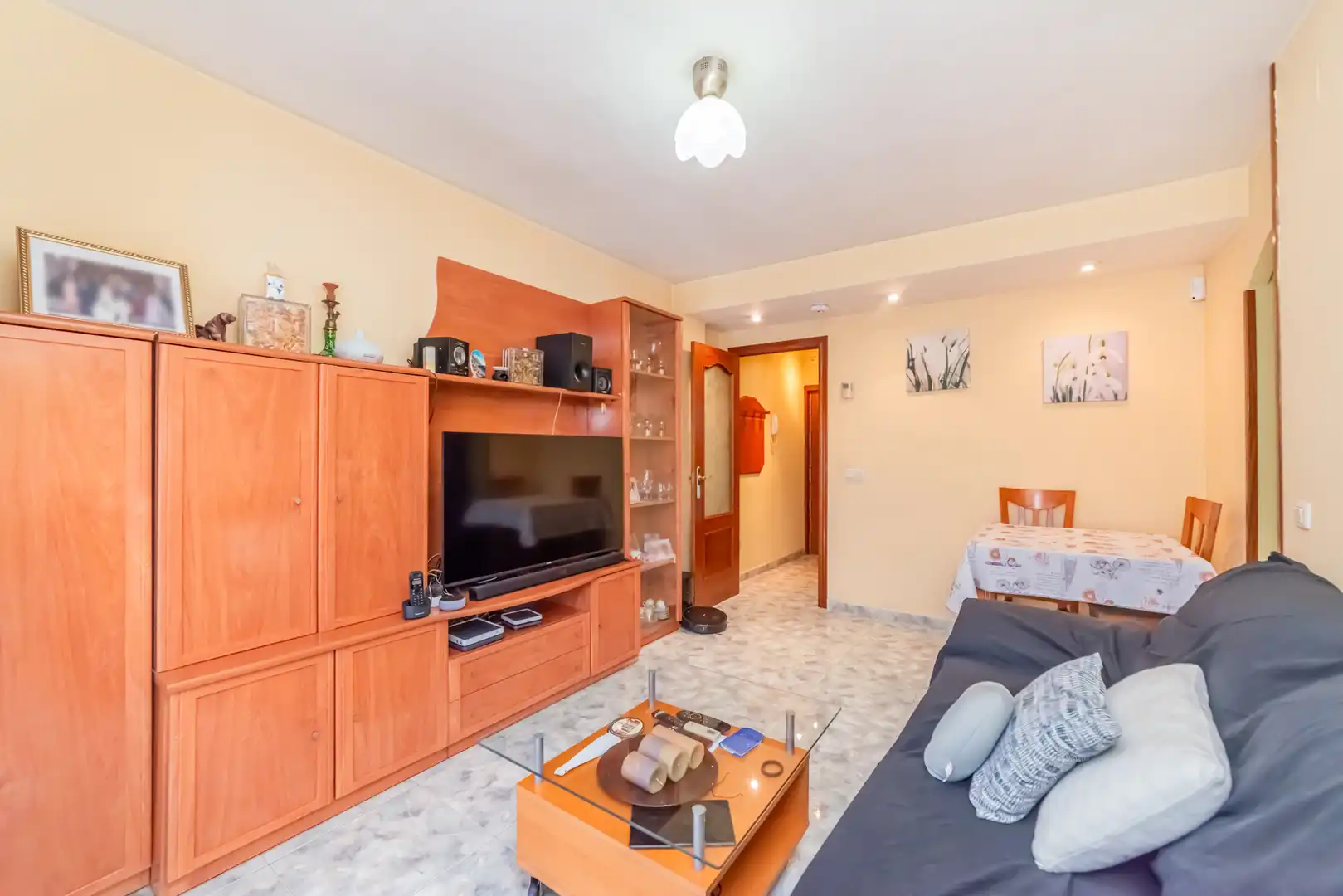 Flat for sale in Calle Río Urbión, imagen 2