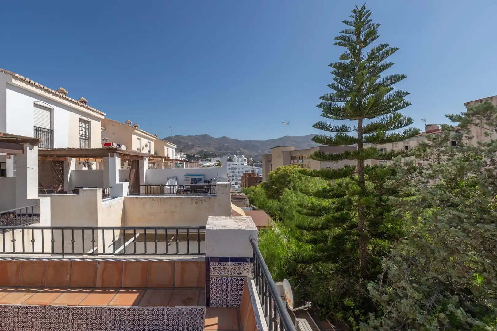 Exterior view of Houses for sale in Almuñécar  with Private garden, Terrace and Balcony