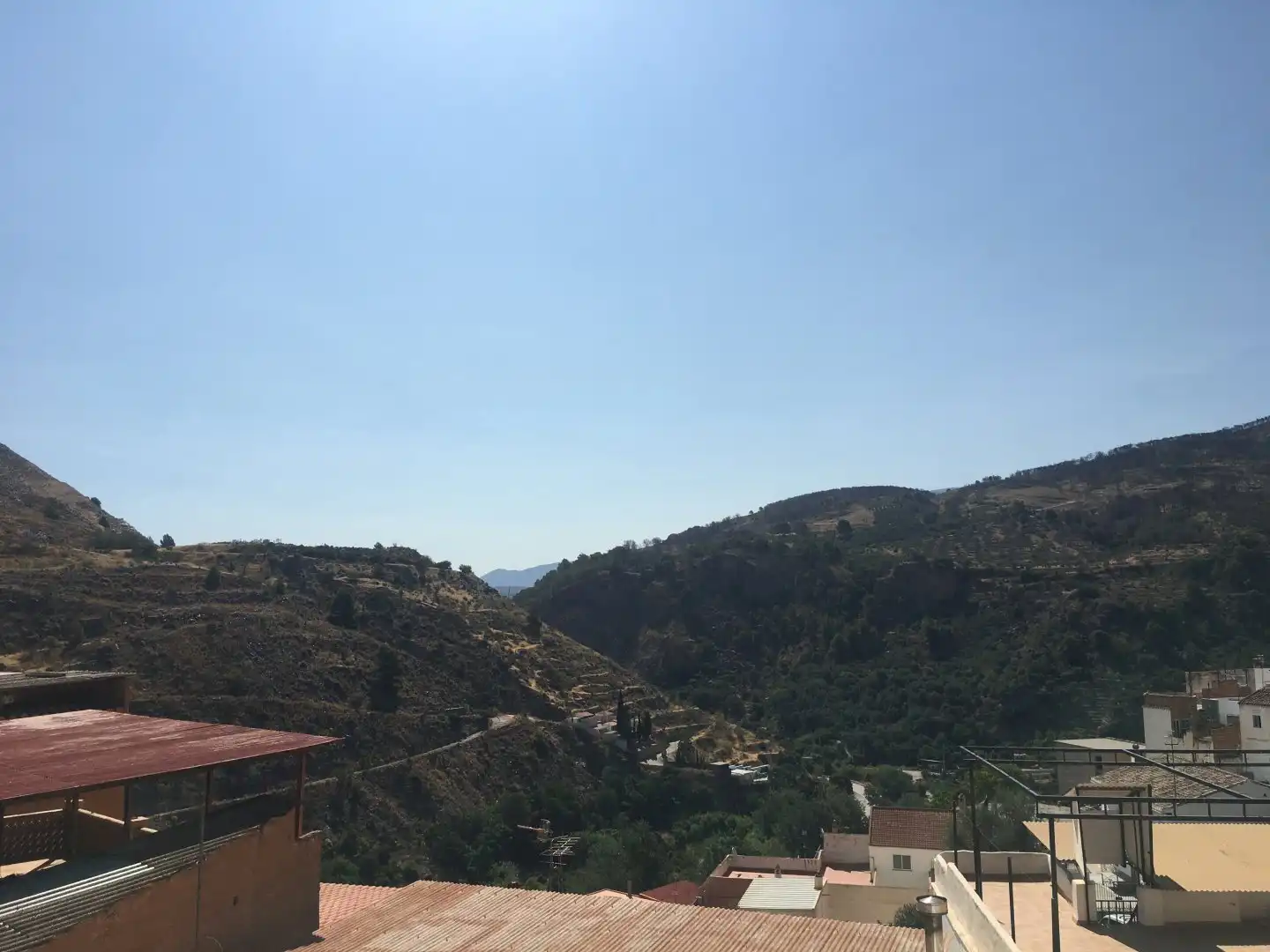 Vista exterior de Casa o chalet en venta en El Pinar con Terraza y Balcón