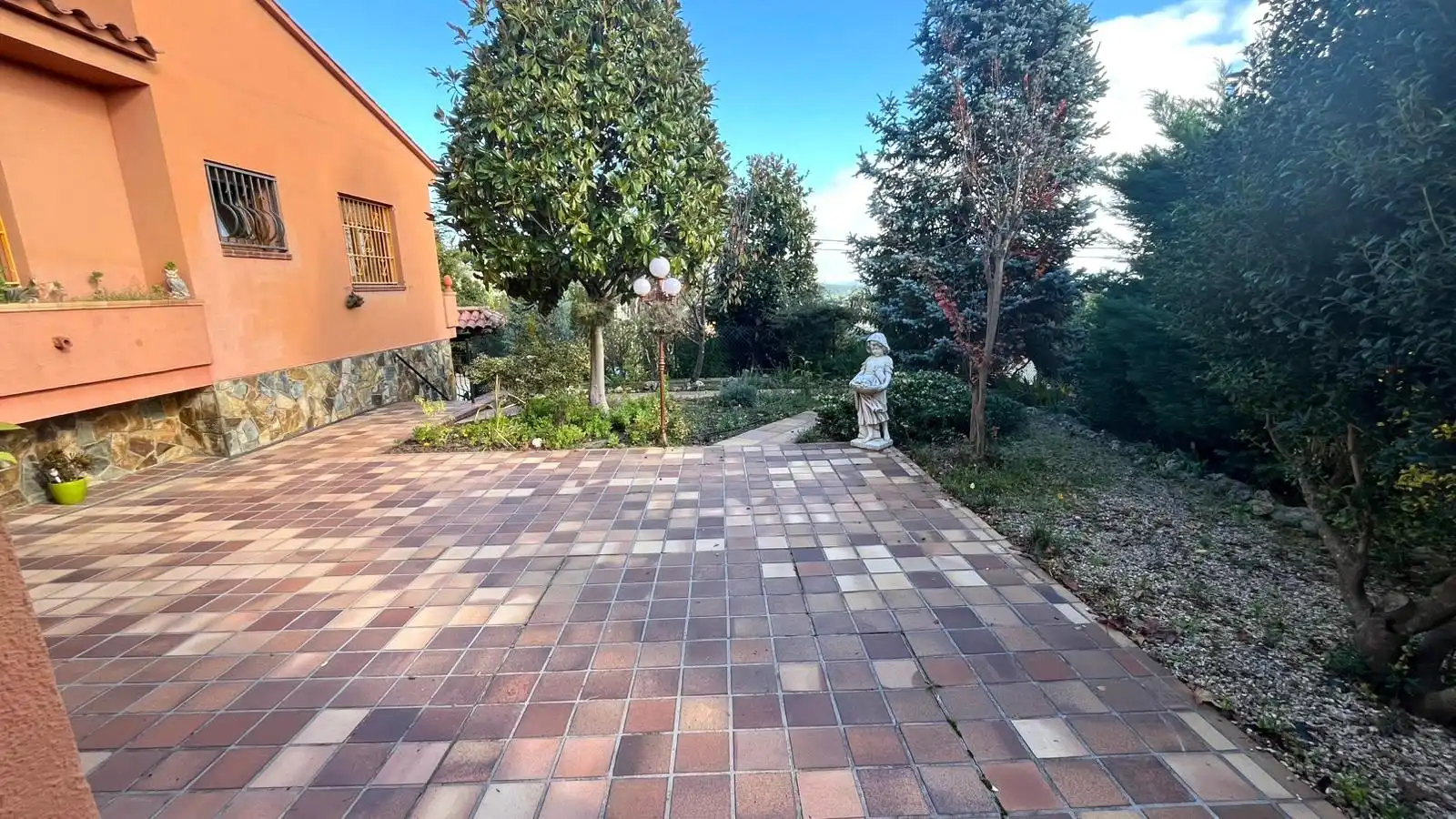 Jardí de Casa o xalet en venda en Riells i Viabrea amb Calefacció
