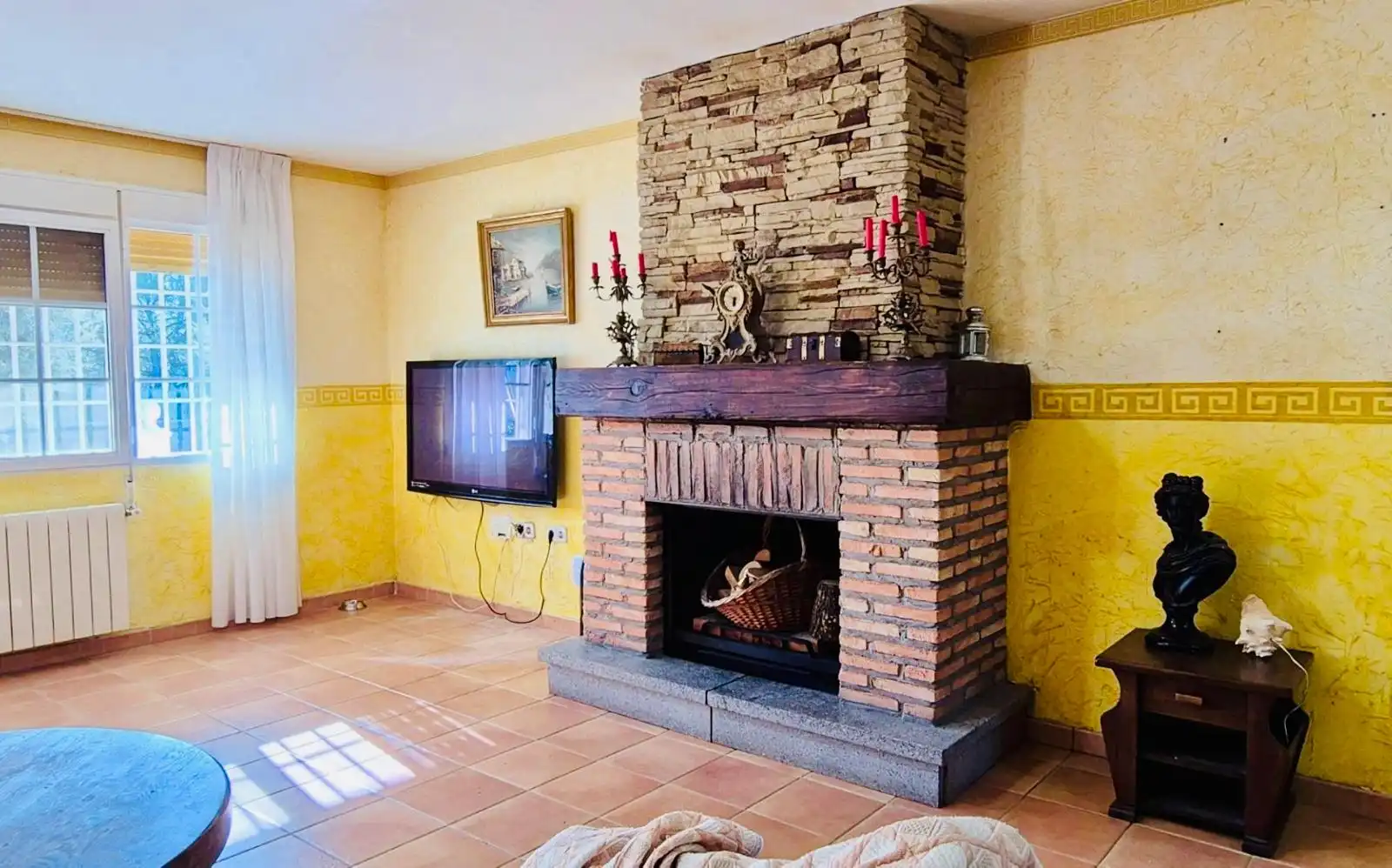 Sala de estar de Casa o chalet en venta en Nuevo Baztán con Calefacción, Jardín privado y Terraza